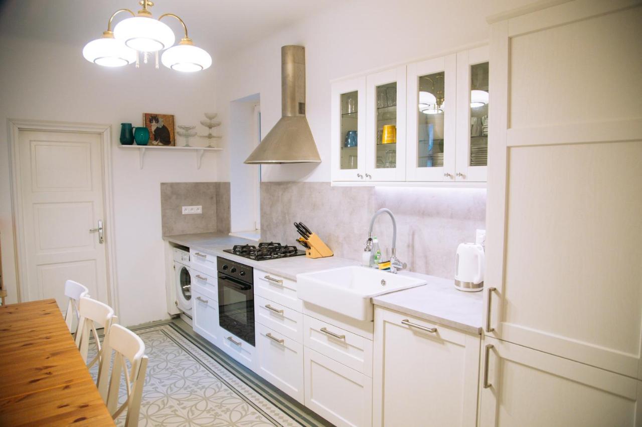 Velky 3-Izbovy Apartman Bratislava-Stare Mesto Exterior foto